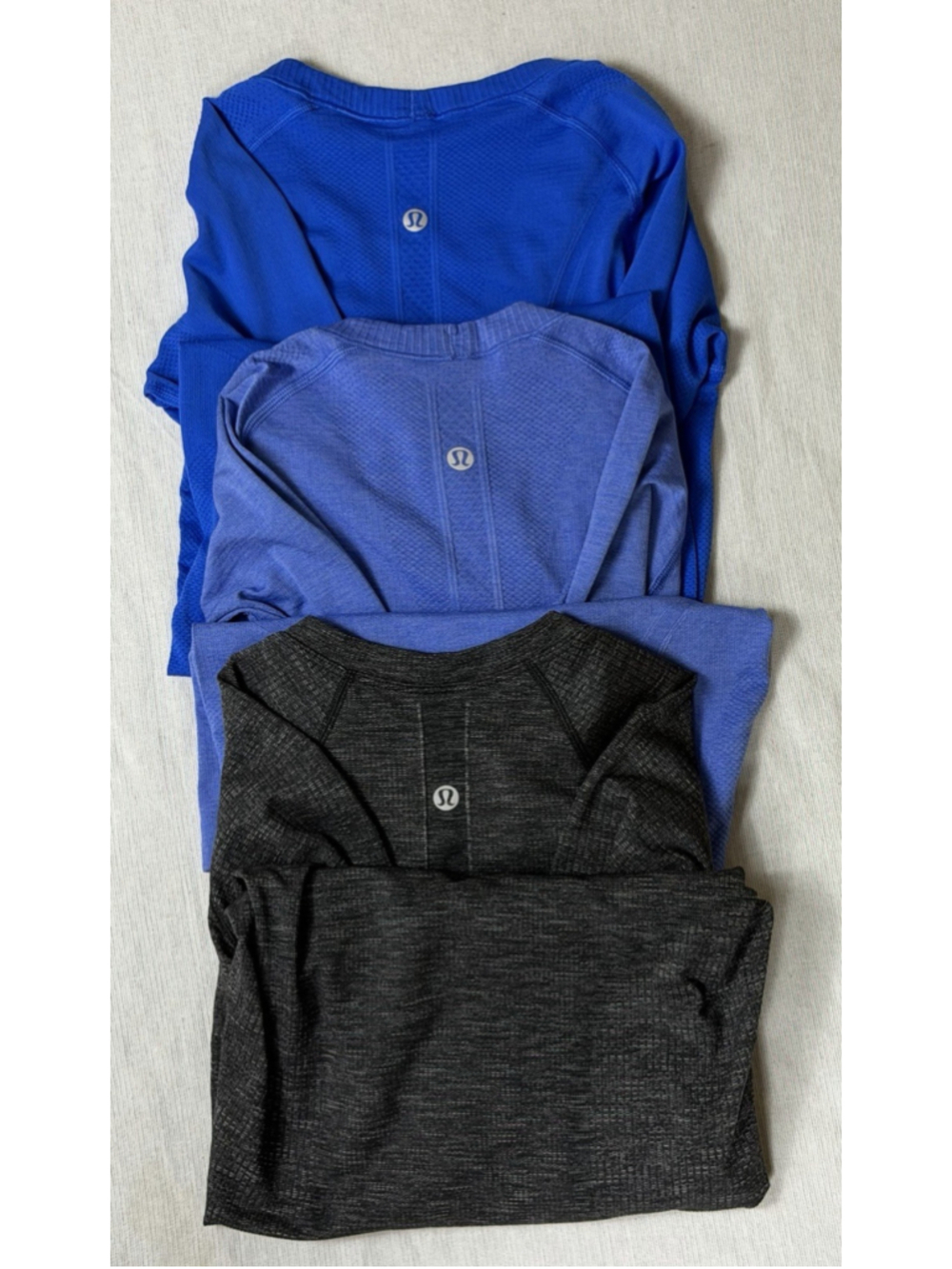 bundle of 3 Lululemon Swifty Tech long sleeve size 2 blue and gray